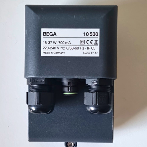 Bega 10530 led - netzgerät, 700